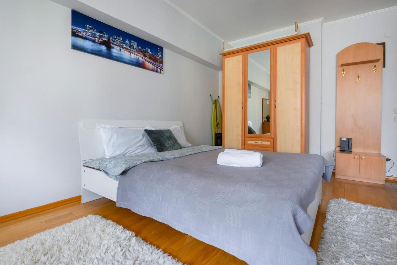 На Проспекте Ленина Apartment อัลมาตี ภายนอก รูปภาพ
